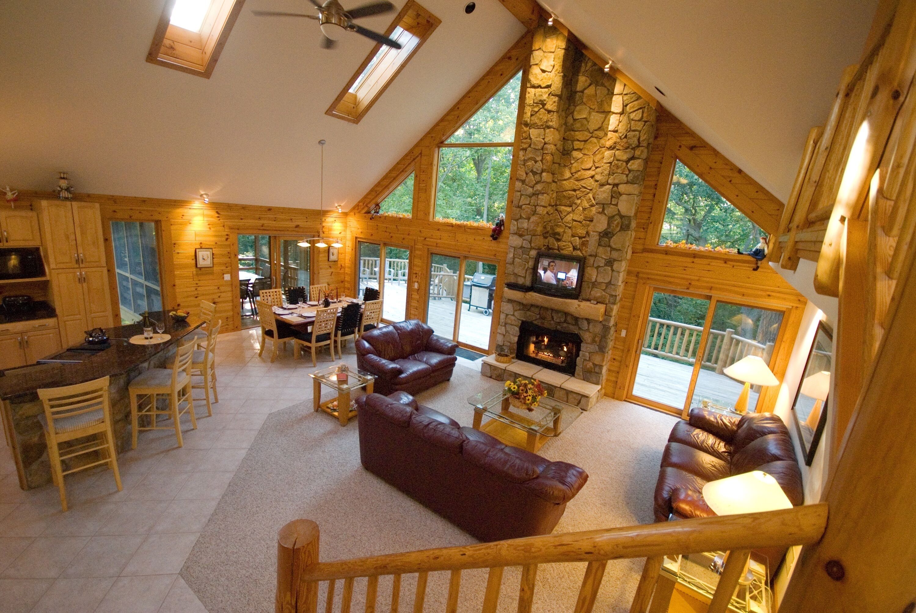 Luxuary 4br, 4.5 Bath Galena Territory Rental With Hot Tub & Pool Table