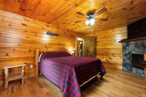 10 chambres, fer et planche à repasser, lit parapluie, Wi-Fi gratuit