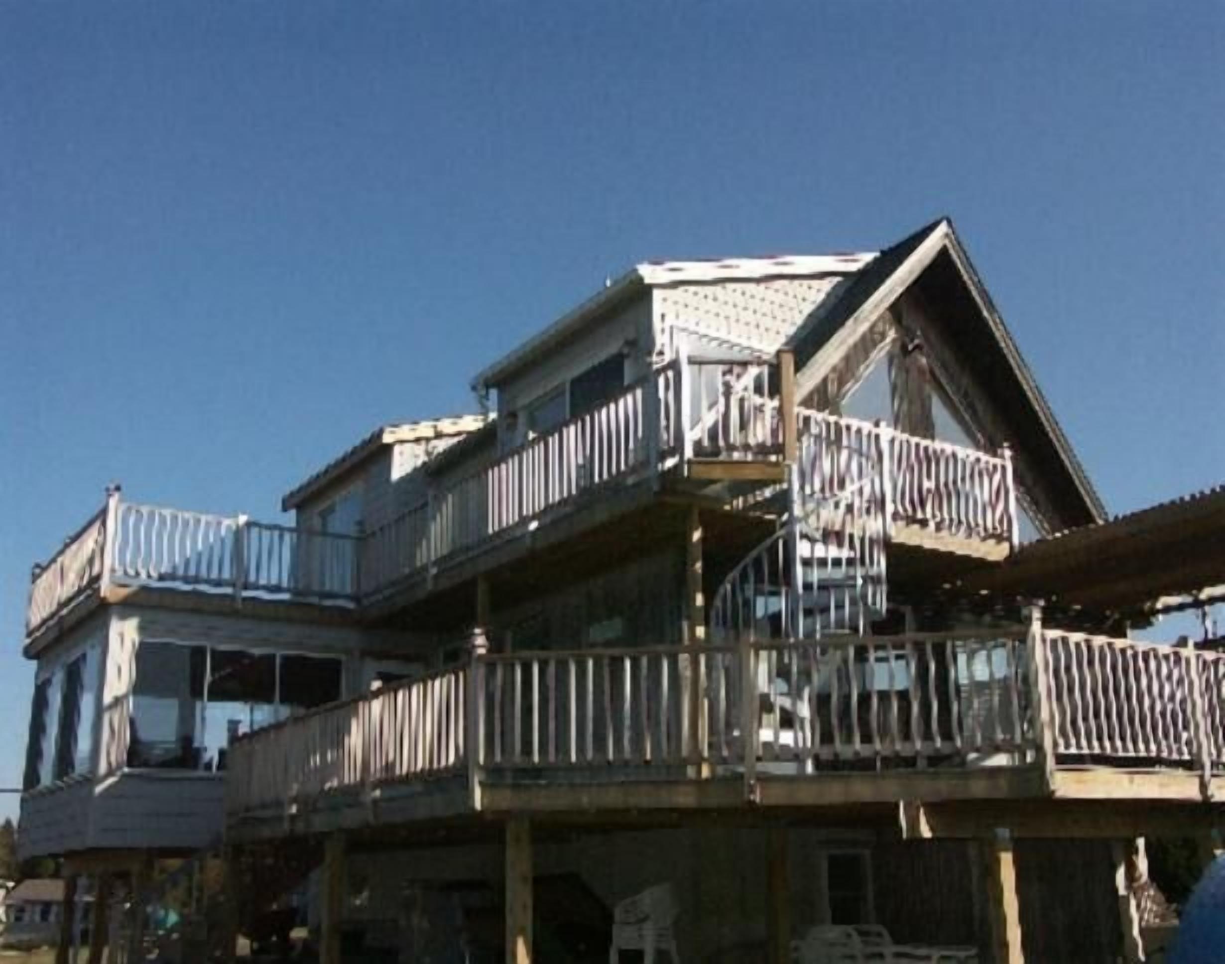 Unique Water View Home