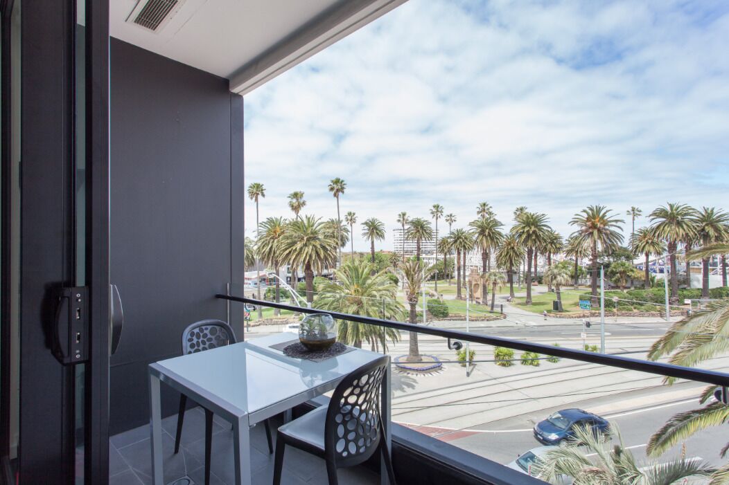 "Vineyard" - Pearl Apartments St Kilda