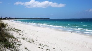 Beach - The Jetty House Jervis Bay (Myola)