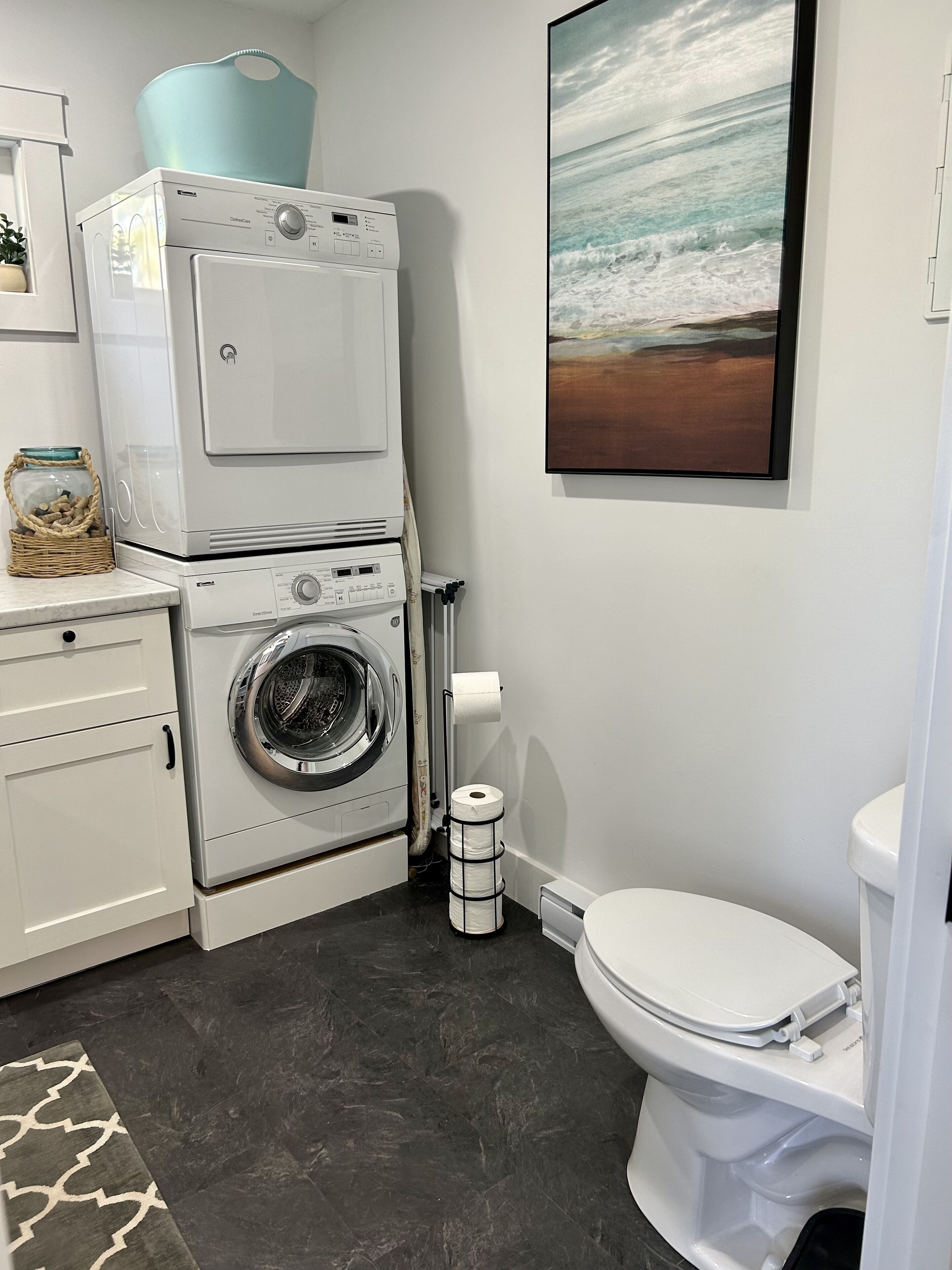 Quiet Waterfront Cottage Close To Charlottetown