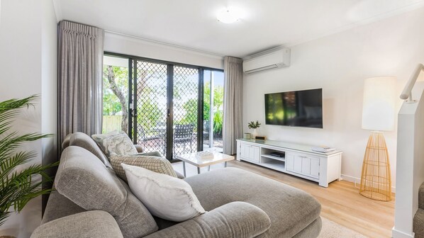 Interior - RESORT ACCOMMODATION, PERFECT FOR YOUNG FAMILIES (Noosaville)