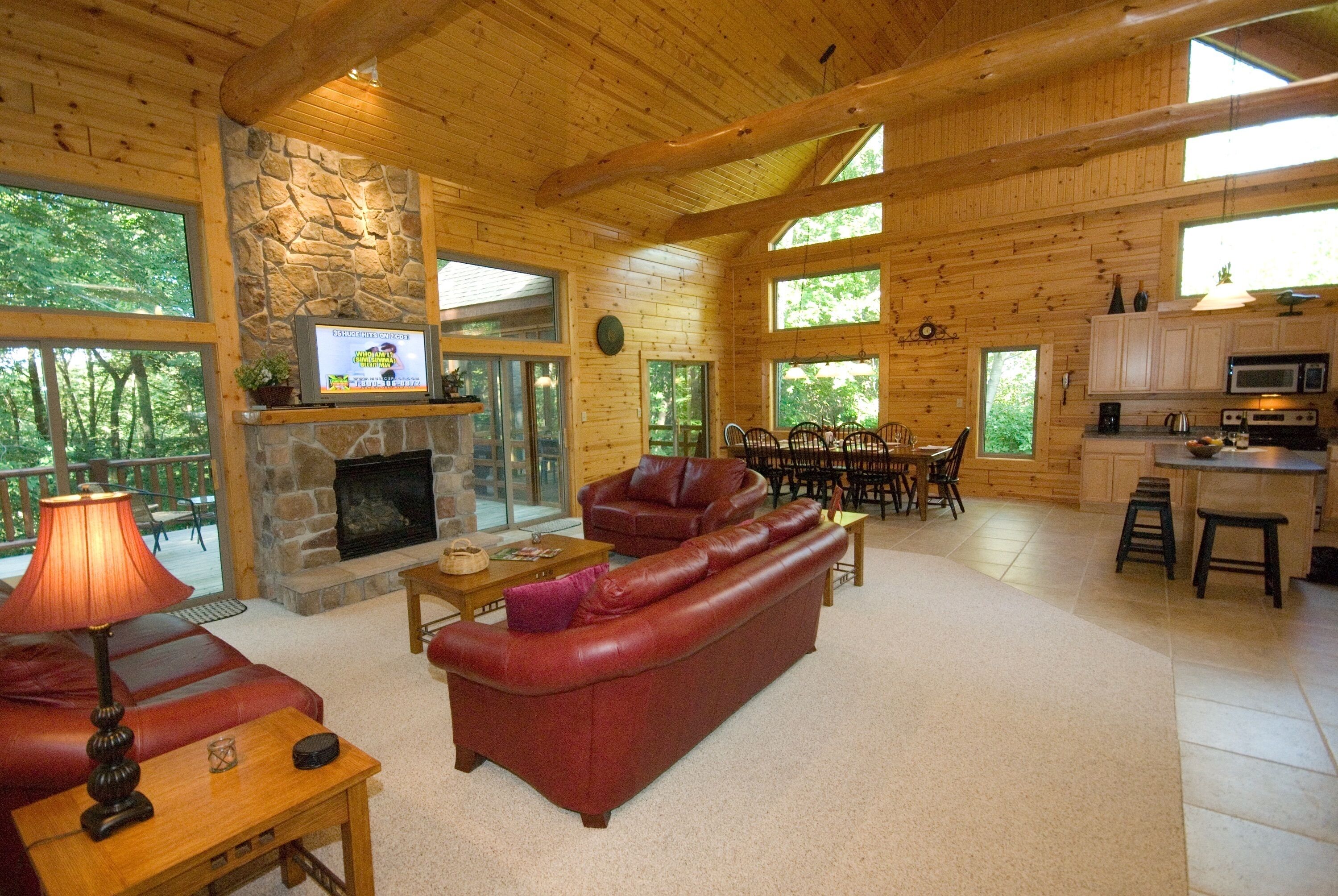 Luxuary 4br, 4.5 Bath Galena Territory Rental With Hot Tub & Pool Table