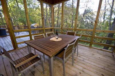 Luxury 4br, 4.5 Bath Galena Territory Rental With Hot Tub & Pool Table