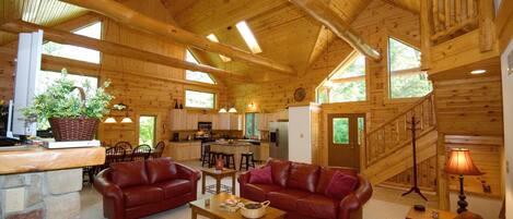 Télévision, cheminée, baby-foot