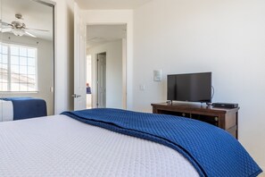 5 bedrooms, desk, iron/ironing board, free WiFi