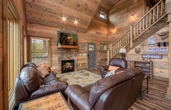 Televisión y chimenea 