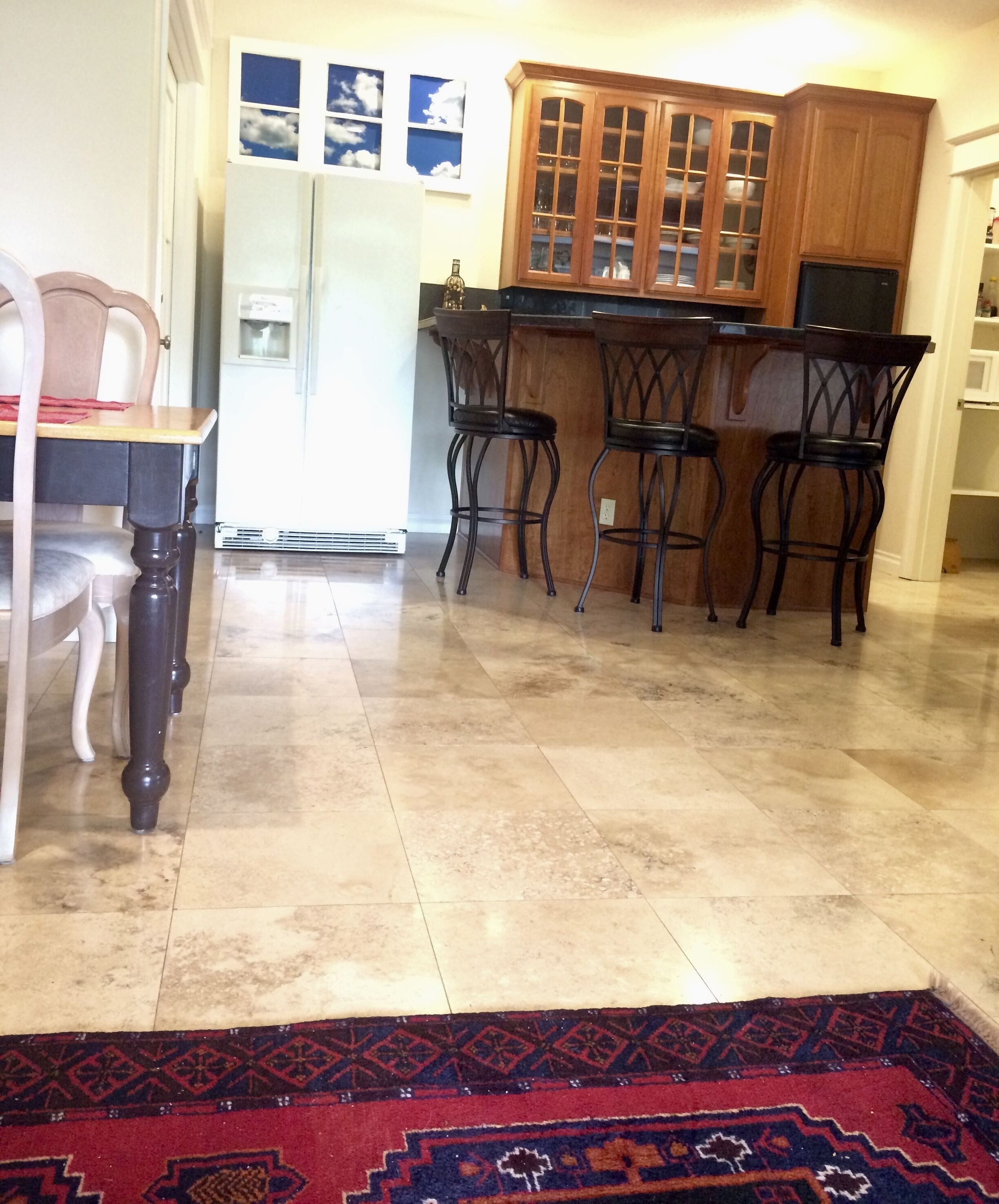 Comfort Close To Portland, Wine Country, Beaches, Rivers, And Mt. Hood