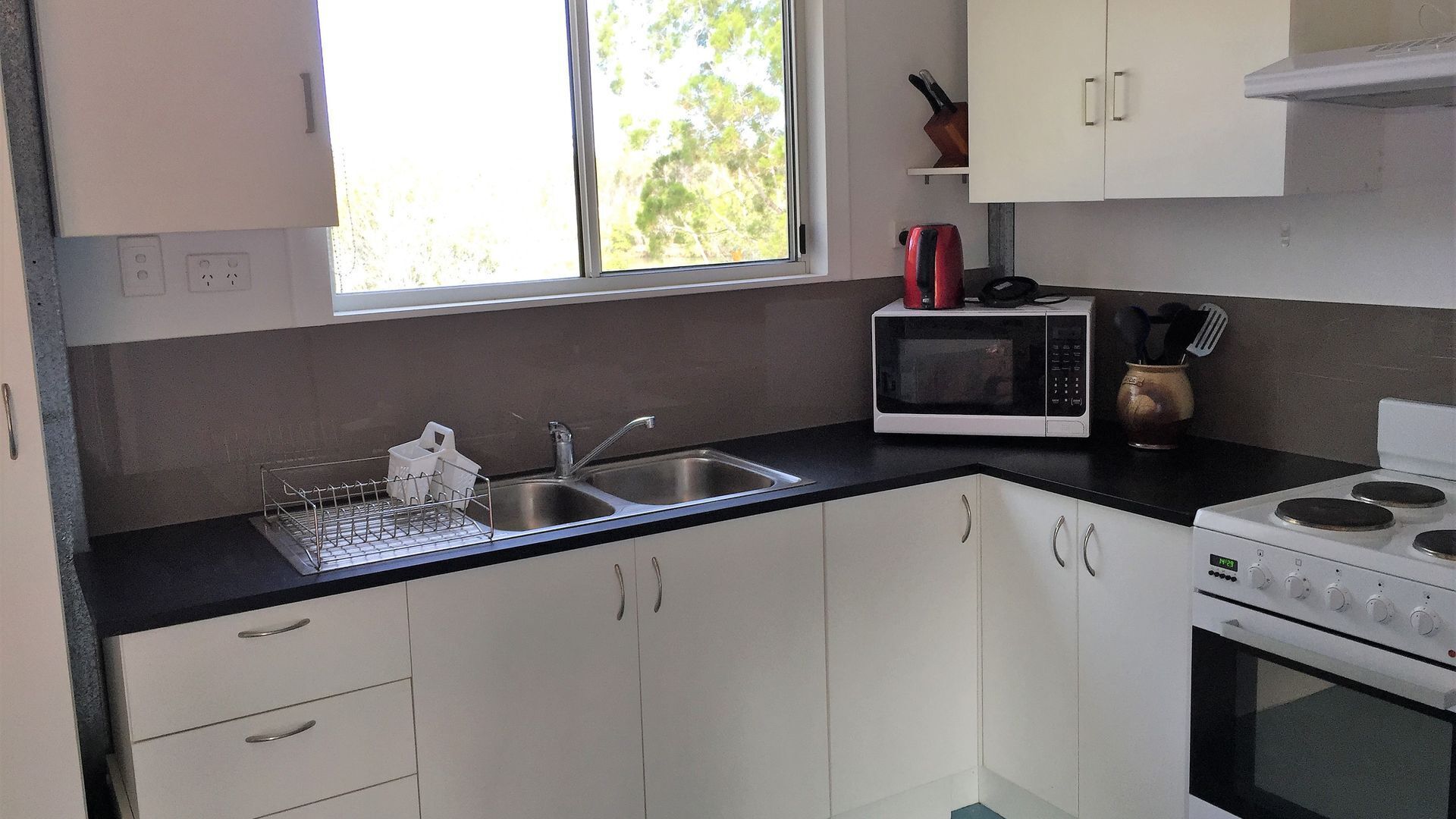 Burrum Riverside Cottage