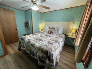 2 bedrooms, bed sheets