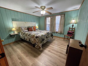 2 bedrooms, bed sheets