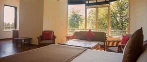 6 bedrooms