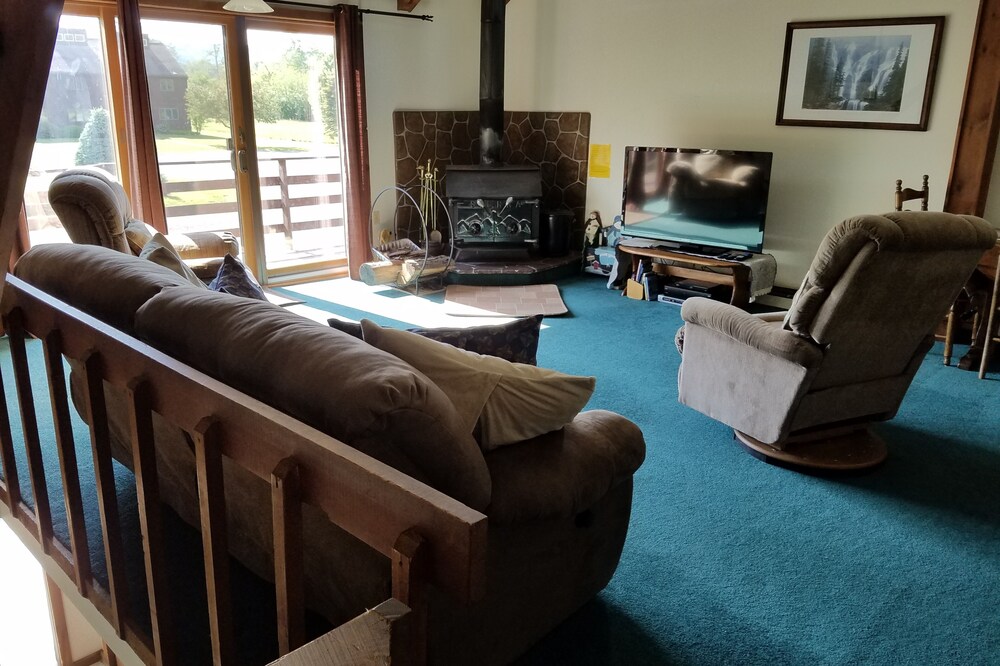 Cozy Condo #12 near Swain Resort & Letchworth State Park