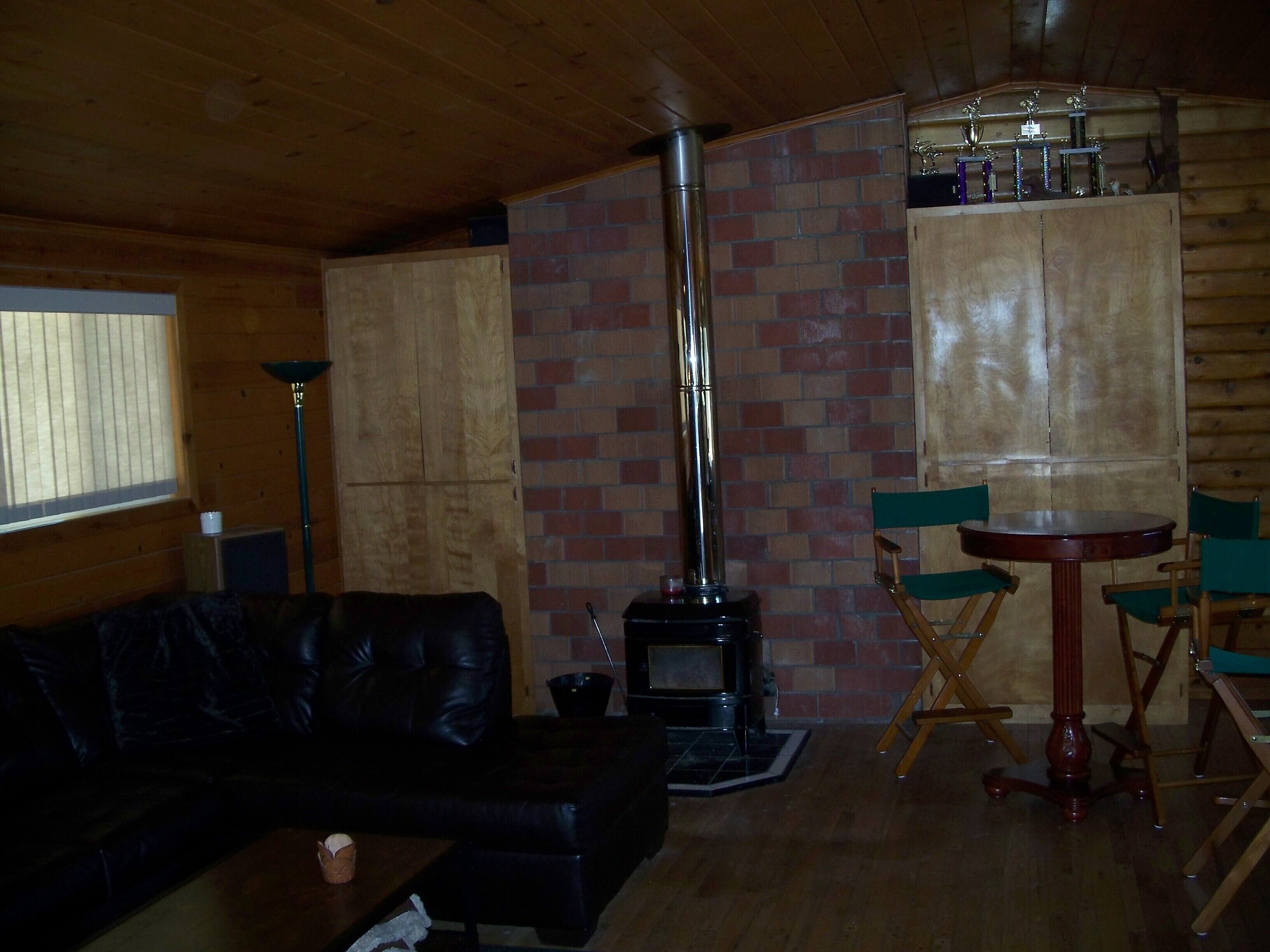 Cedar Cabin nestled in the pines