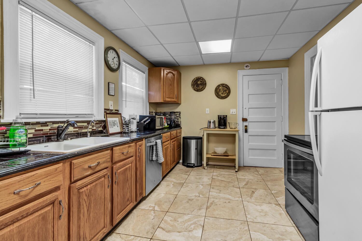 Niagara House USA (624)