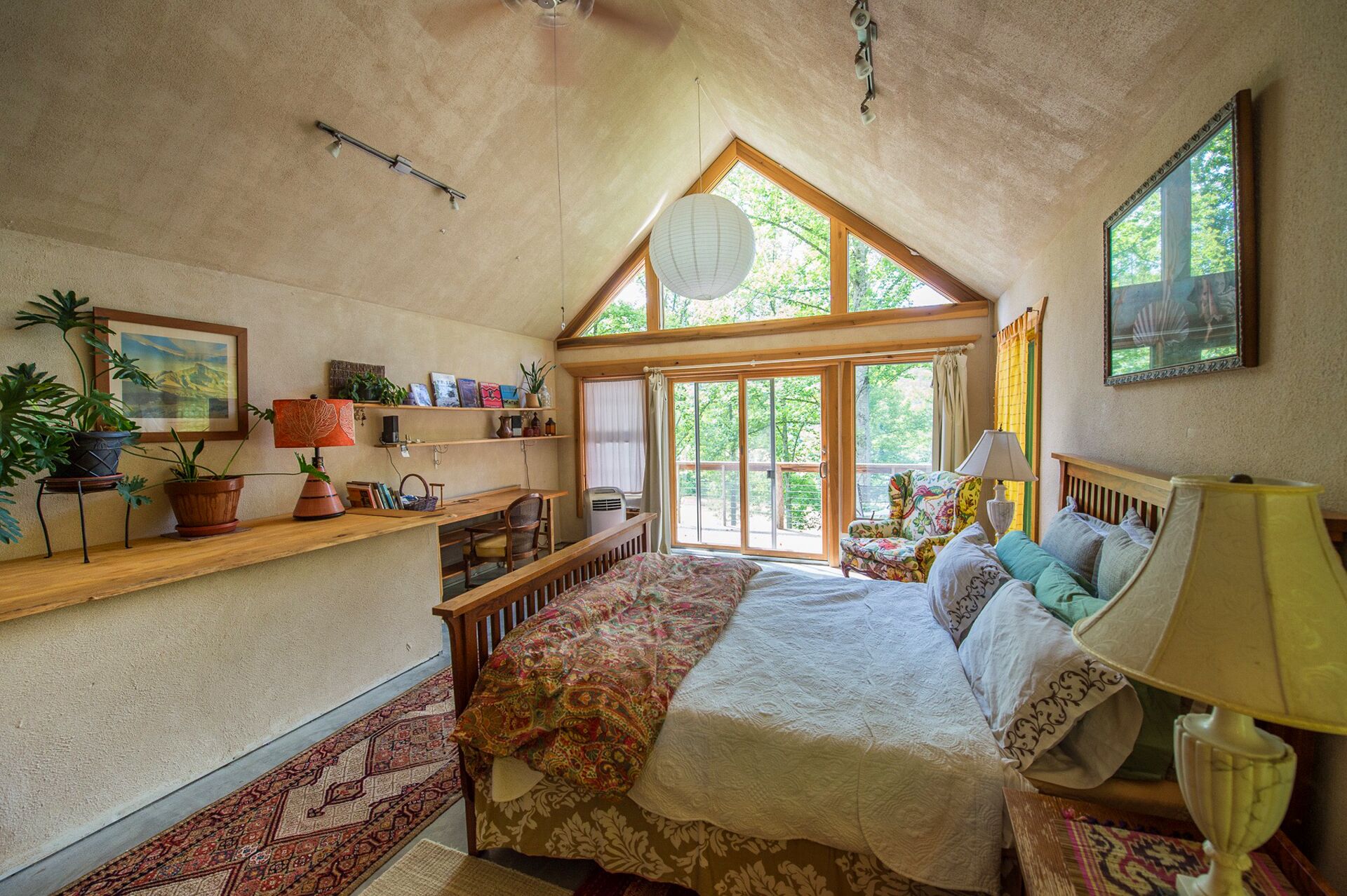 Wild Mountain Air ~ Rejuvenate~nearby Hiking, Asheville, Hotsprings