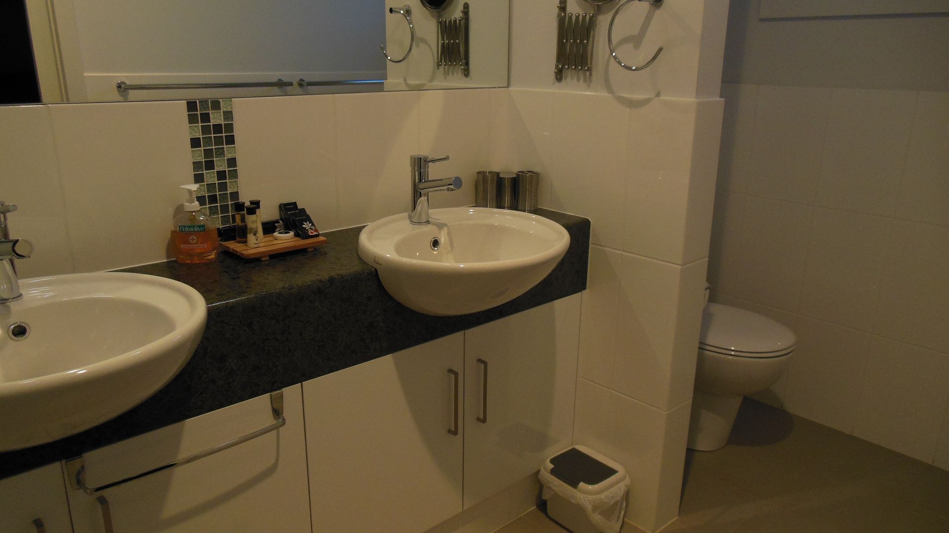 Beach Front Break - relax & watch the waves — image 8