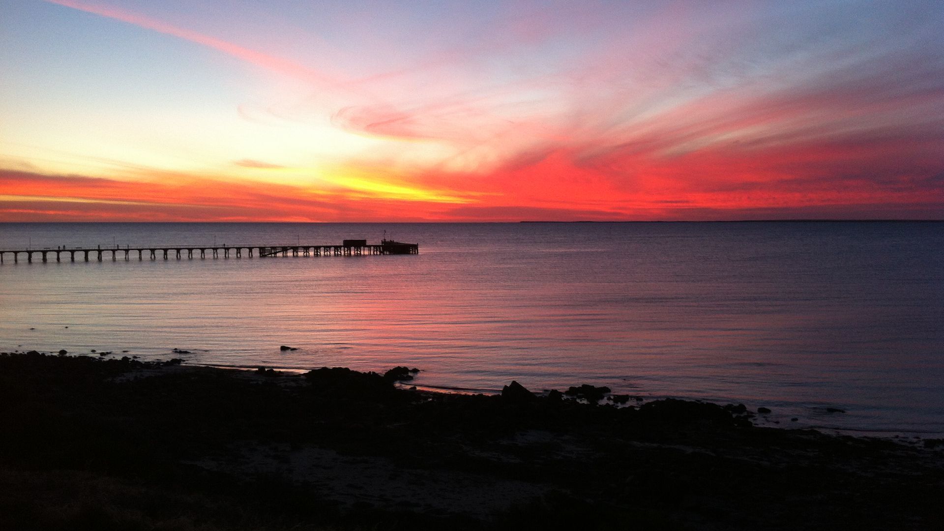Beach Front Break - relax & watch the waves — image 9