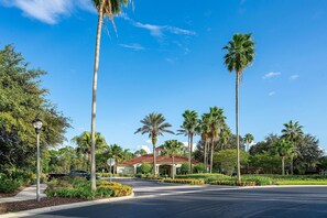 Property grounds - U26- Attractive 4 bedroom retreat near Disney (Kissimmee)