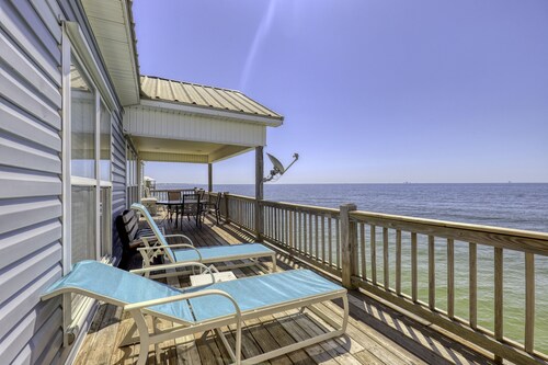 Beach Music - 4 bedroom, 2 bath, gulf front home on Dauphin Island