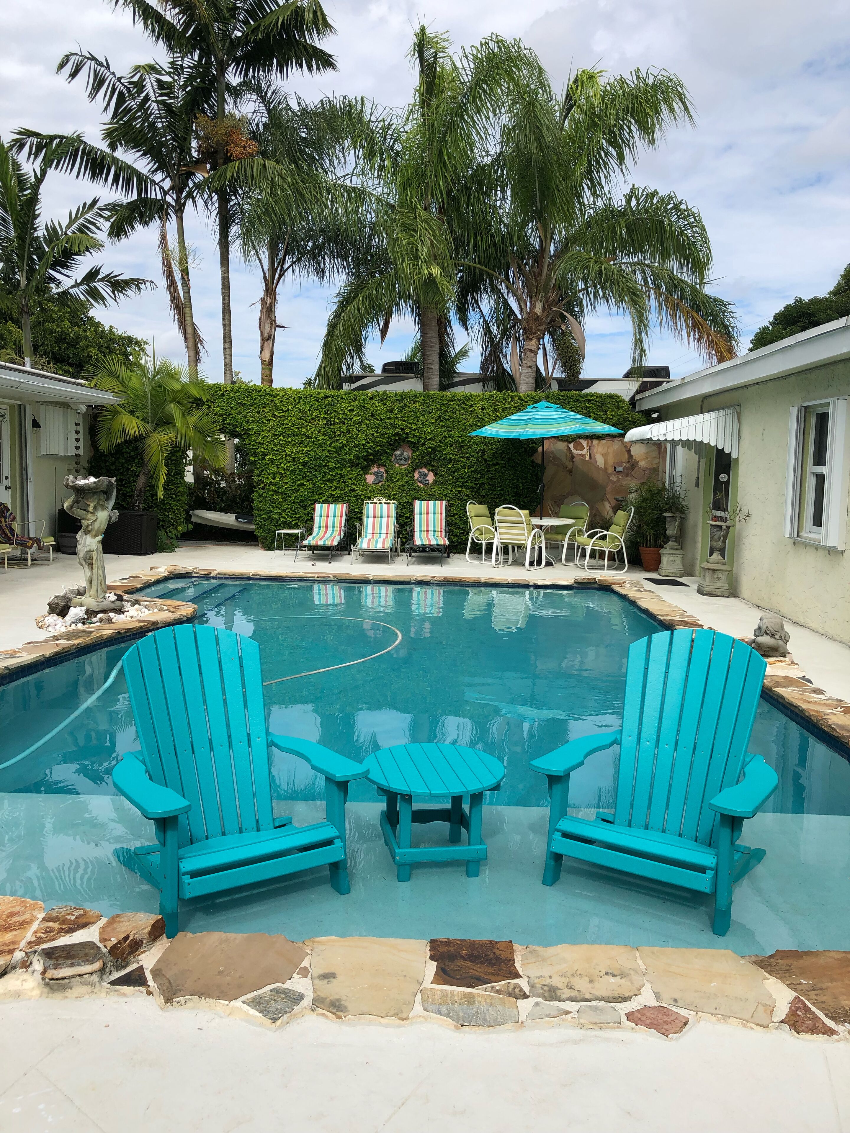 750 Square Foot Guest House Located in Cutler Bay. 1 Bedroom/1 Bath