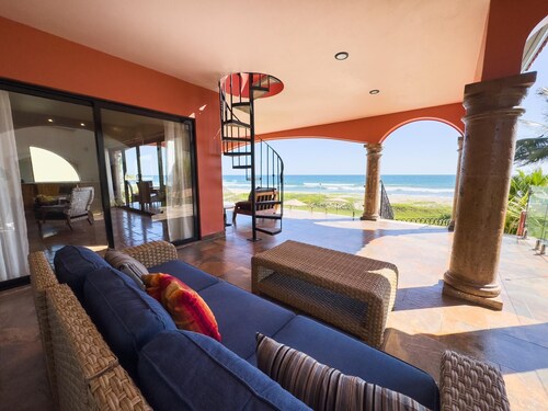 You never have to leave Estrella Del Mar