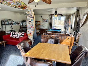 Games room - Enjoy the outdoors with home so close to the miniature golf course in Oak Shores (Lake Nacimiento)
