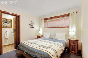 2 bedrooms, iron/ironing board, travel crib, free WiFi