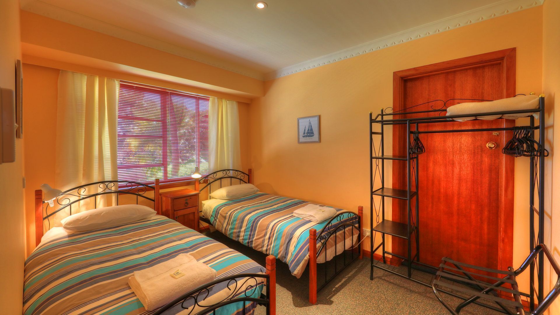 Alice Beside The Sea - 2 Bedroom Apartment