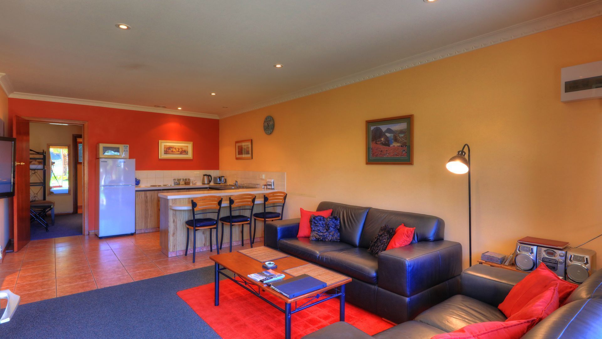 Alice Beside The Sea - 2 Bedroom Apartment