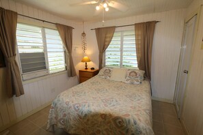 3 bedrooms, iron/ironing board, travel crib, free WiFi