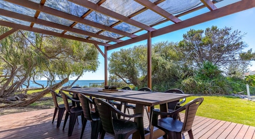 Beach Cottage in the Heart of Mandurah