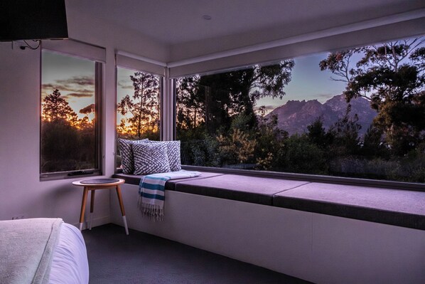 2 makuuhuonetta, silitysrauta/-lauta, ilmainen Wi-Fi, vuodevaatteet