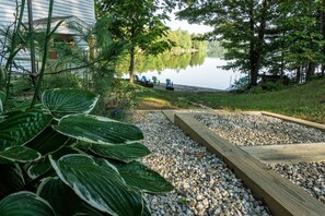Property grounds - Summers in Maine....
Whip O'Will Lake House on Sabbathday Lake in New Gloucester (New Gloucester)