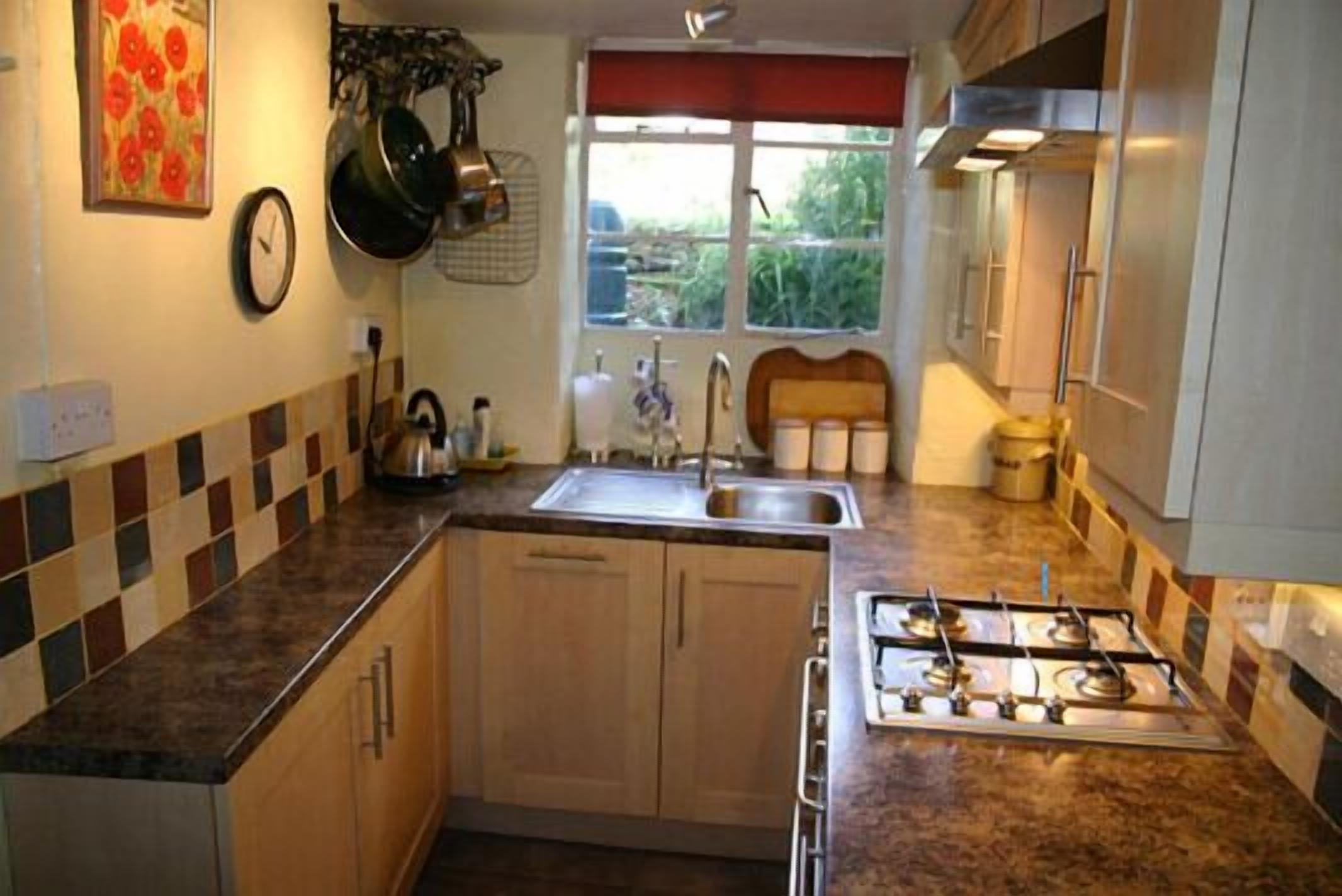 Charming 17th Century Cottage In Croscombe, Somerset
