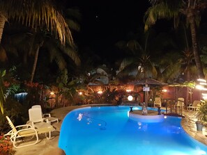 Piscine extérieure