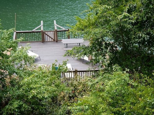 Stiles Lake House - Lake Lure Lakefront, Kayaks!