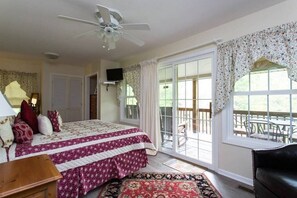 3 bedrooms, iron/ironing board, Internet, bed sheets