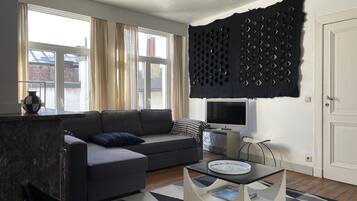 TV, DVD player, books