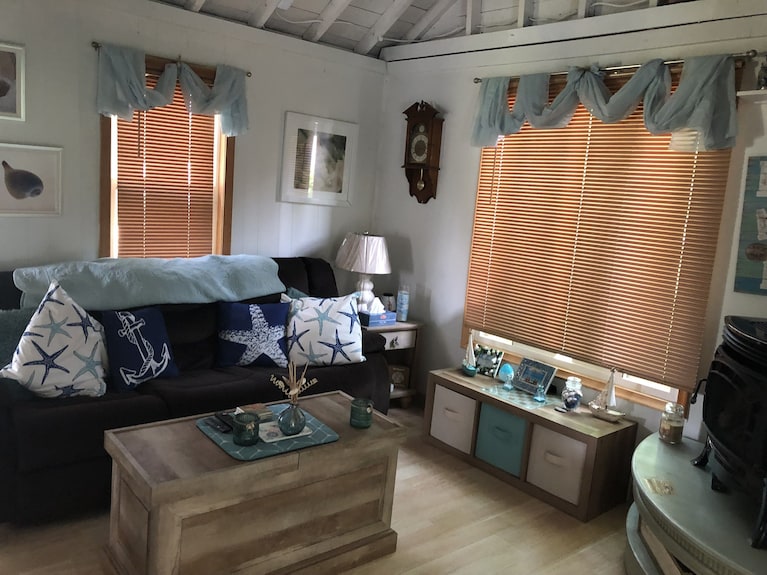 Rustique 2 Br, 1 Salle De Bain Cottage Avec Accès Plage Privée Au Lac Huron - Michigan