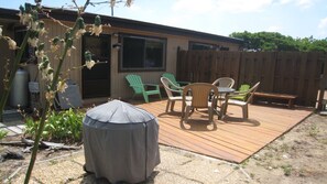 Outdoor dining - Sea Breezes North - Just Steps To The Beach! (Southern Shores)