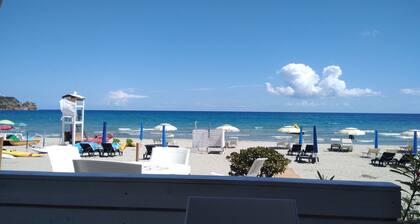 Cottage in einem Vier-Strand Privatpool