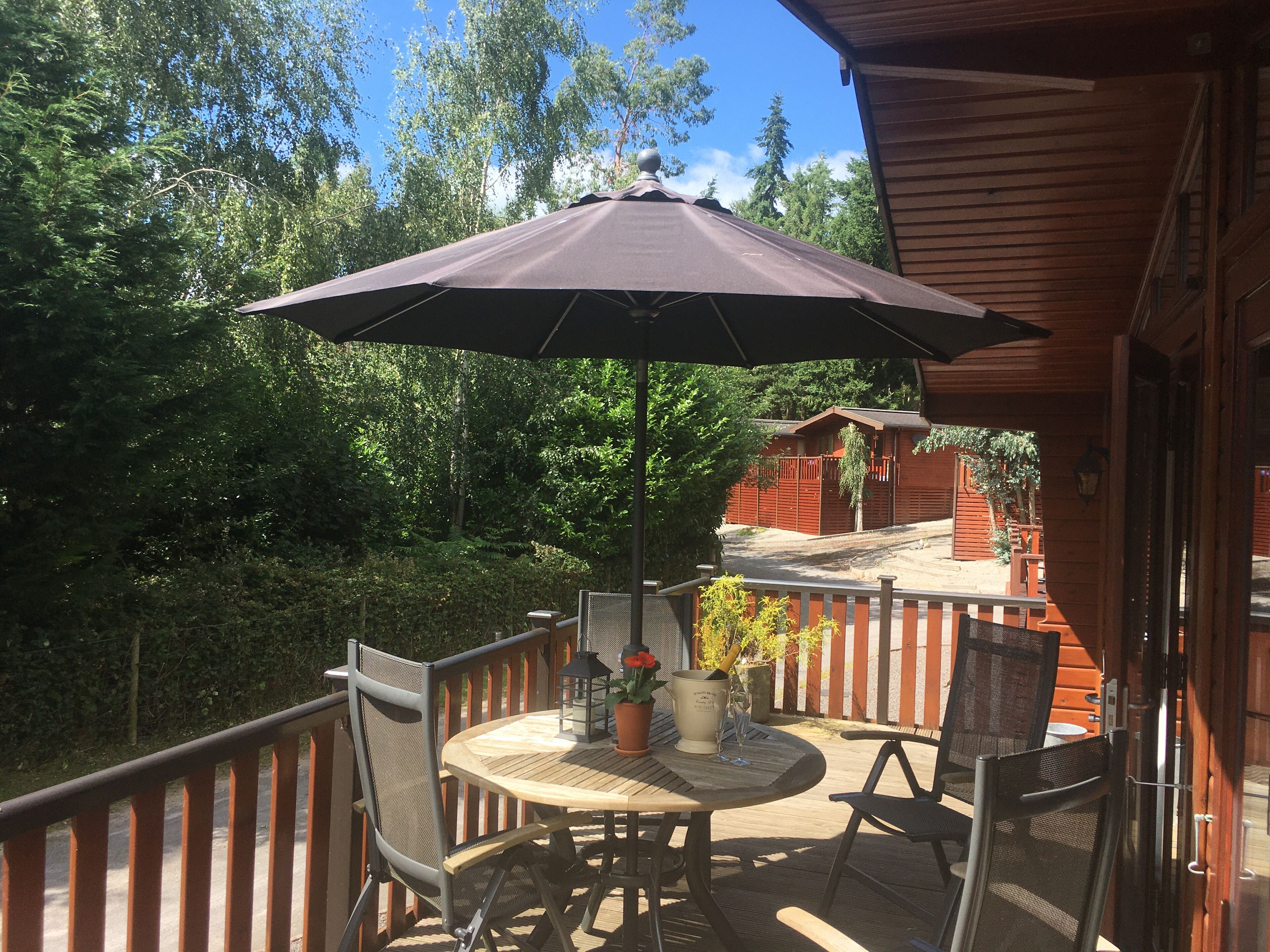 4 star Luxury Lakeside Pine Lodge/ Cabin ( sauna) in secluded Shropshire setting