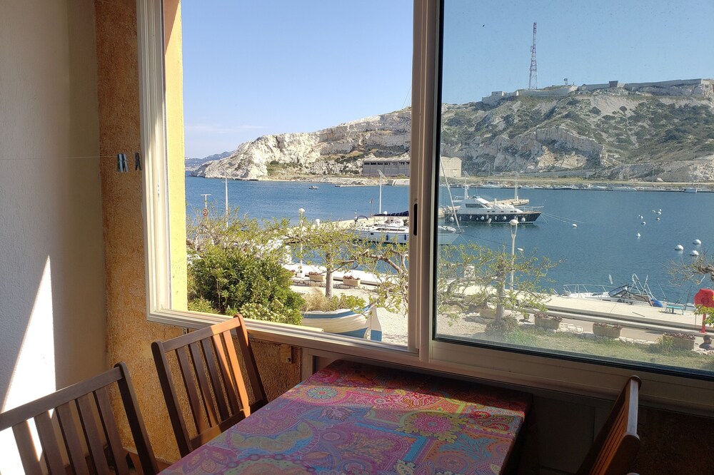 Studio on the Ile du Frioul in Marseille