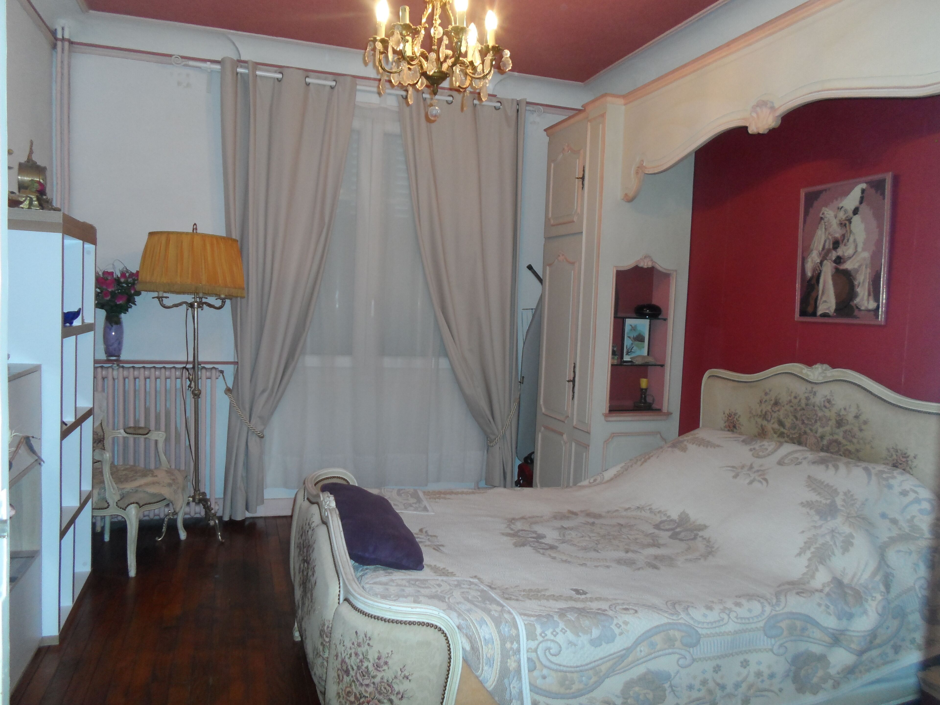 A corner of greenery near Paris & Metro