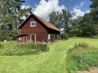 Family friendly house with all facilities, private, close to sea, fields, forest