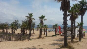 Plage à proximité, serviettes de plage