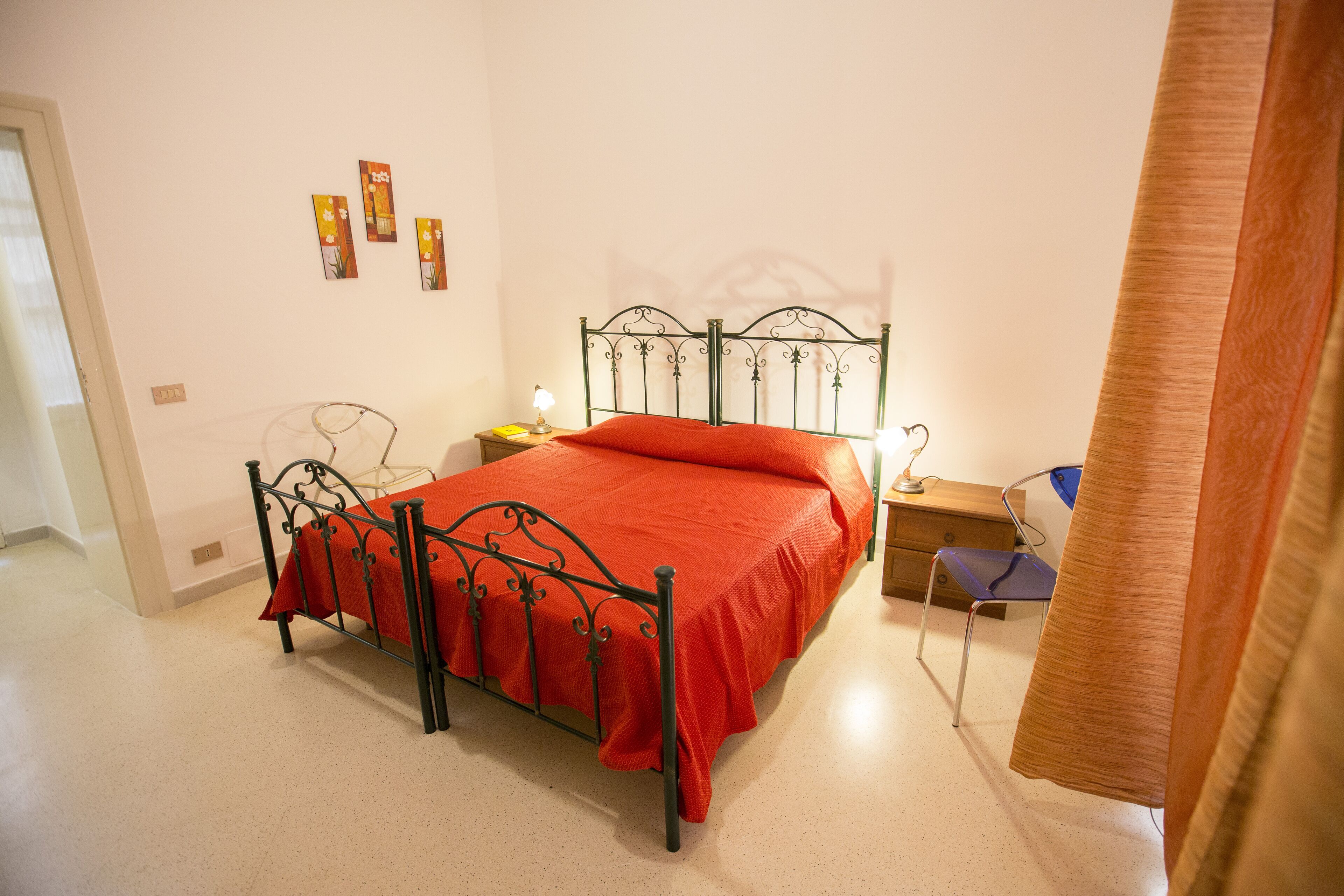 Apartment a few steps from the sea and the old town