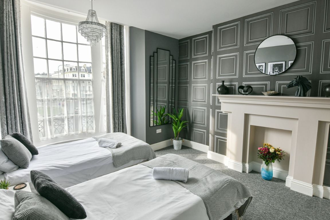 11 bedrooms, iron/ironing board, WiFi (free), bed sheets
